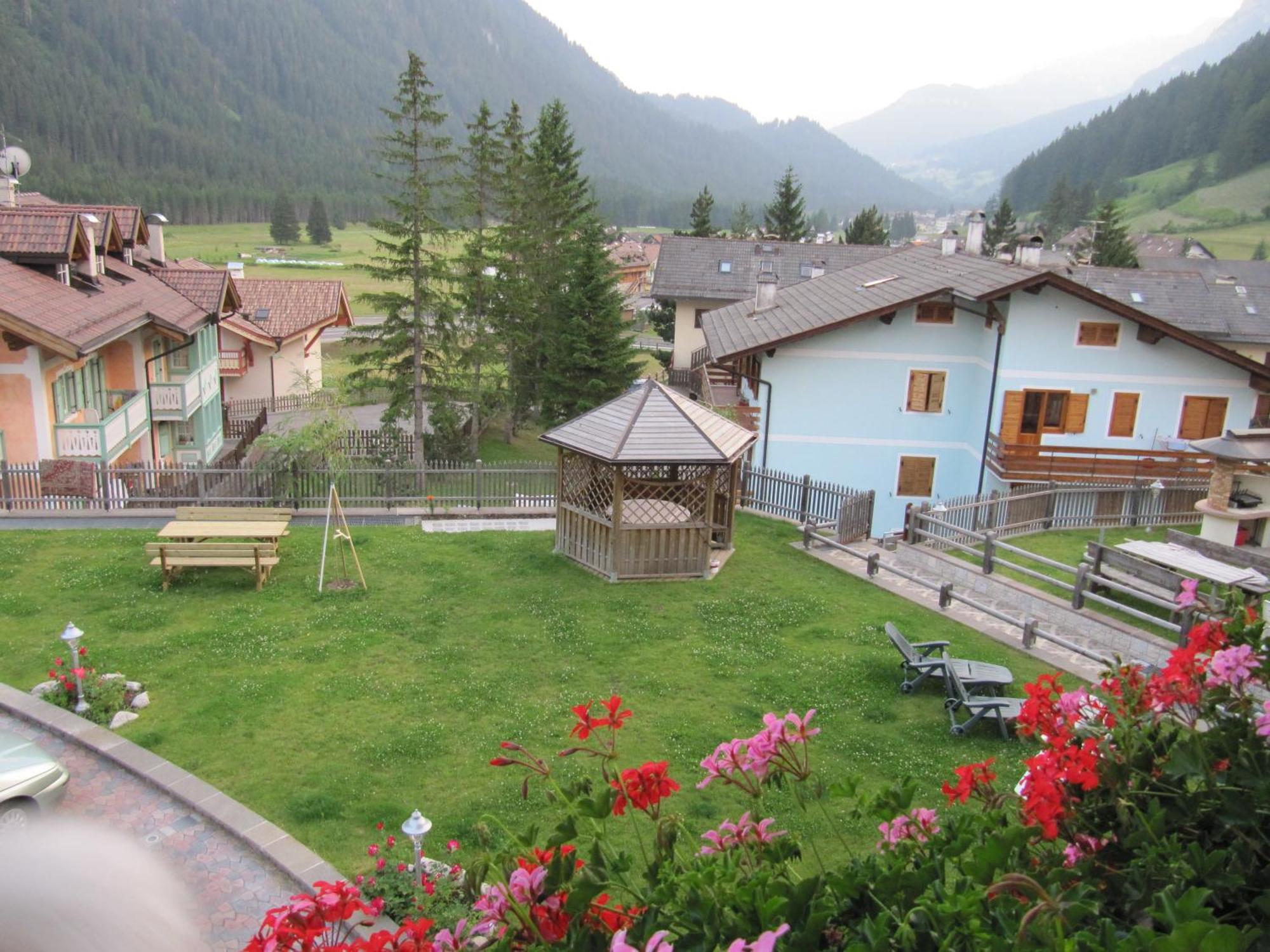 Bed & Breakfast Garni Cecilia Mazzin